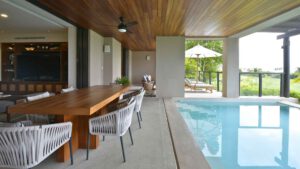 villa-71444557751749063341.jpg