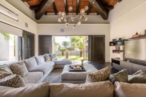 villa-88004096021680542181.jpg