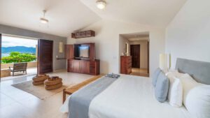 villa-15051443141743104165.jpg