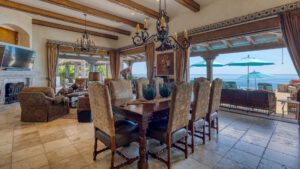villa-88043599631729974452.jpg