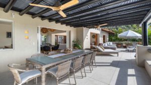 villa-9065450351741037931.jpg