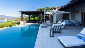villa-90845408221747770359.jpg
