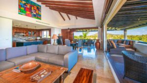 villa-91457072271748373603.jpg