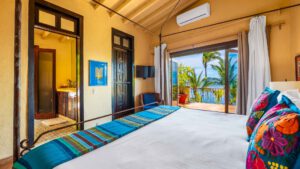 villa-19688842831716440899.jpg
