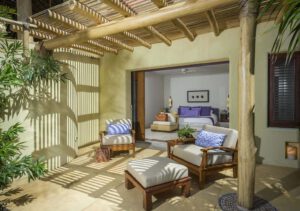 villa-49098767311681598591.jpg