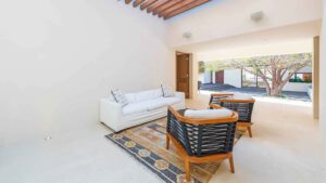 villa-6849947961681602048.jpg