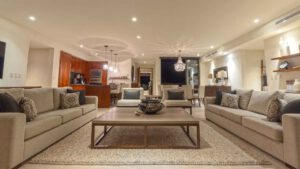 villa-98998532191681337445.jpg