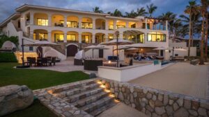 villa-1251137021682202596.jpg