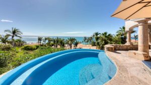 villa-14121224141682117614.jpg