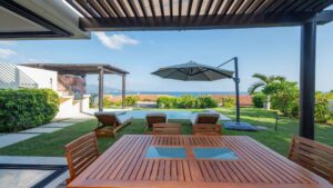 villa-15982230801767983244.jpg