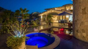 villa-16089351151682127664.jpg