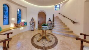villa-16172590501682200414.jpg