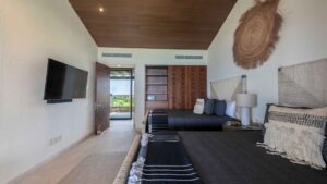 villa-16869542621767985733.jpg