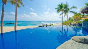 villa-25504355921682192402.jpg