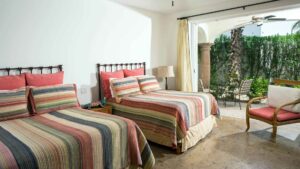 villa-30597859001682199034.jpg