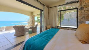 villa-30709744841682125284.jpg