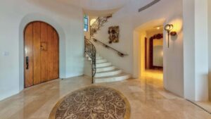 villa-3127654271681606031.jpg
