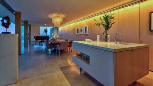 villa-31326610321682205678.jpg