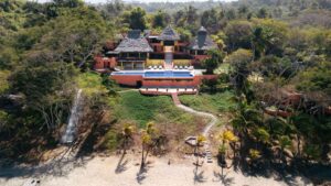 villa-31931610101746732109.jpg