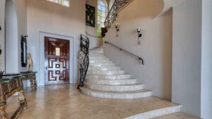 villa-31946142171755144424.jpg