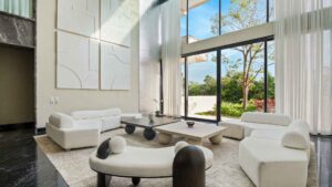 villa-34799319481767757307.jpg