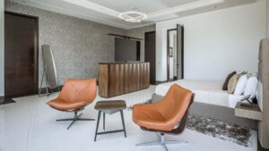 villa-3907870701682443853.jpg