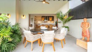 villa-39432037151768863251.jpg