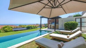 villa-39525968461767979570.jpg