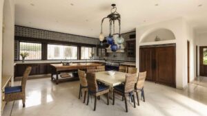 villa-40106216241767814640.jpg