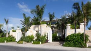 villa-42155317681682367880.jpg