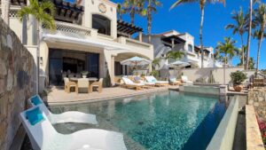 villa-45597055311738354794.jpg