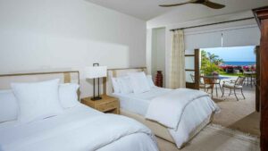 villa-46793631761756753234.jpg