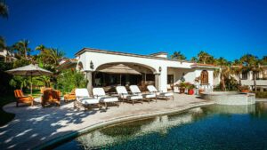 villa-50189422231756753262.jpg