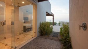 villa-51662937601682123675.jpg