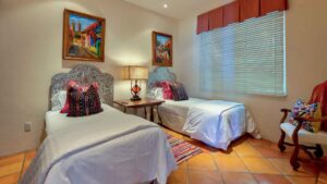 villa-53631769441682201020.jpg