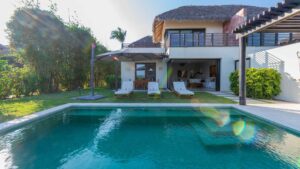 villa-56189513731767983226.jpg