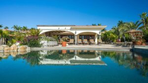 villa-56707999011682125784.jpg