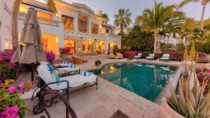 villa-56947239811682201020.jpg