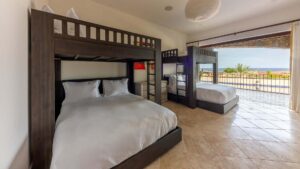 villa-57088788051681605470.jpg