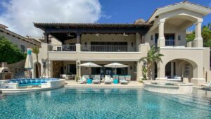 villa-59263464421681604907.jpg