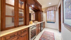 villa-60332754361682117818.jpg