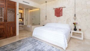 villa-60604125831682360867.jpg
