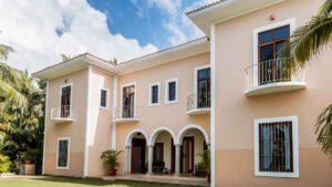 villa-69293677841720151797.jpg
