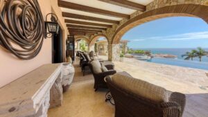villa-70610184671682117818.jpg