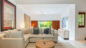 villa-71976143801768863283.jpg