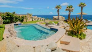 villa-80920775581682205139.jpg