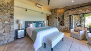 villa-81155387621682125284.jpg