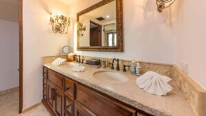 villa-8152657211681605470.jpg