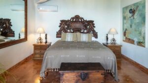villa-81610388121744958209.jpg