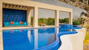 villa-81839089411682119852.jpg